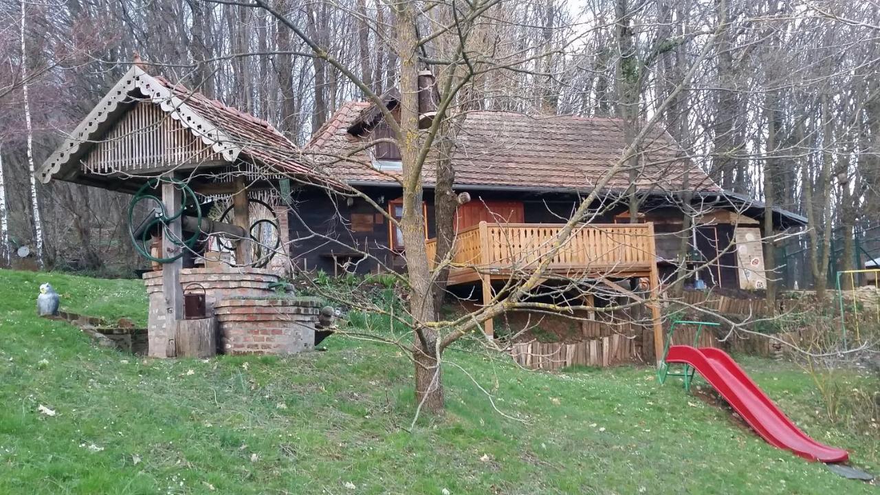 Country House With A Pool In Medvednica Nature Park Zagreb Exterior photo